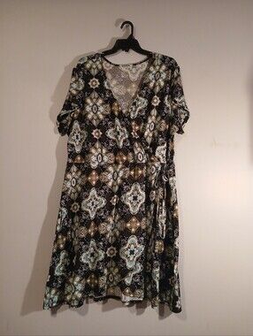 Just Be Womans Wrap Dress. Size 3X.